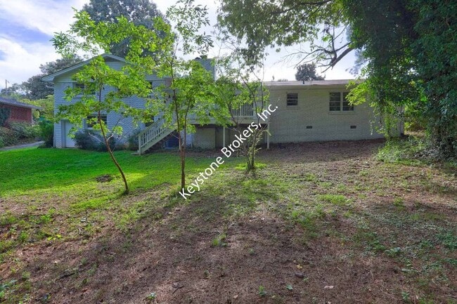 Building Photo - 4330 Hidden Valley Dr SW