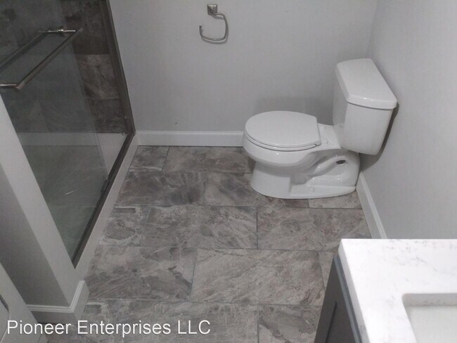 Building Photo - 4 br, 2.5 bath House - 4507 Penhurst Ave