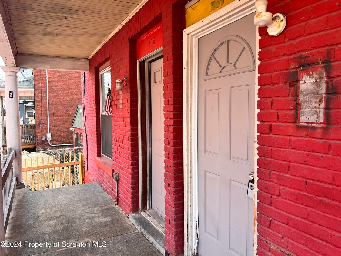 Primary Photo - 24-26 Gordon Pl