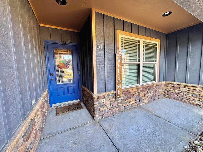 Foto del edificio - 61 Boulder Dr