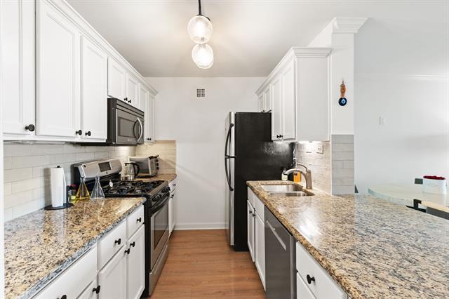 Building Photo - 3883 Turtle Creek Blvd