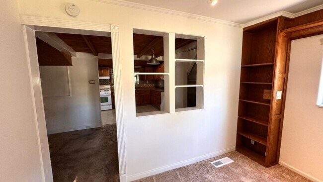 Building Photo - Beautiful  Home Located In the City of Orange