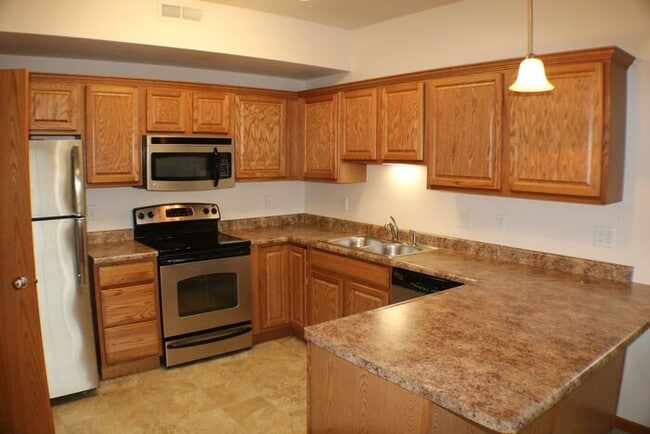 Foto del edificio - $1,235 | 2 Bedroom, 2 Bathroom Condo | Pet...