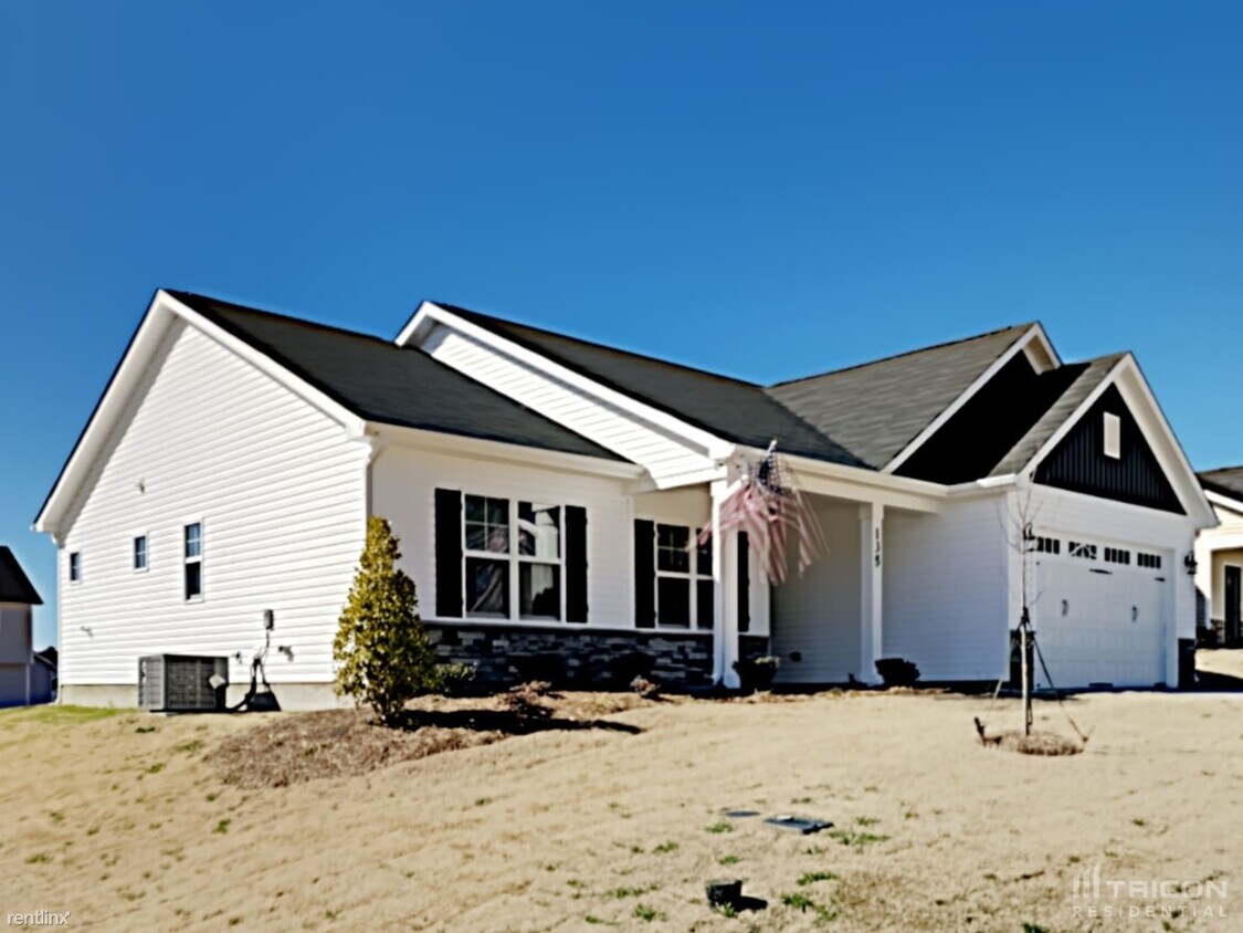 Primary Photo - 135 Carissa Dr