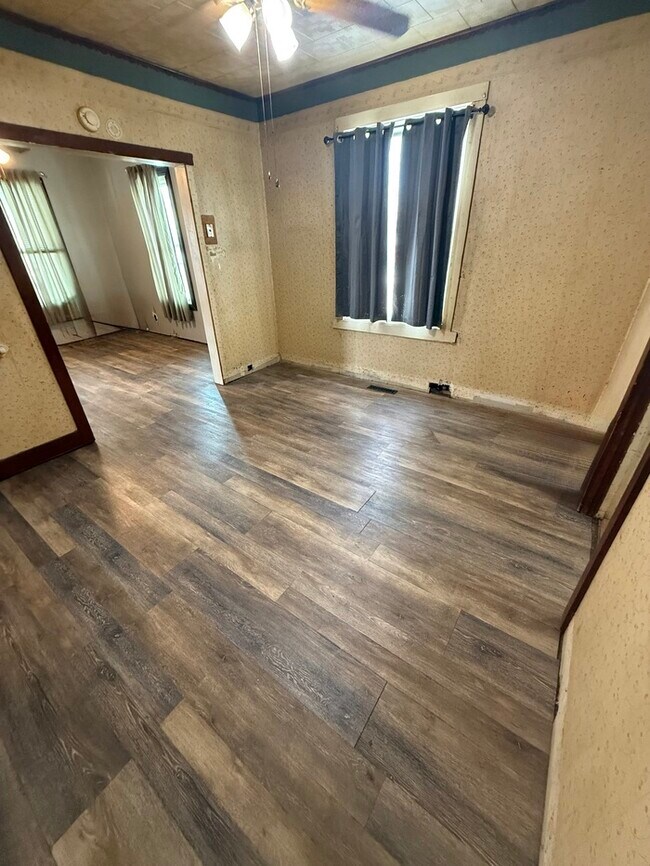 Foto del edificio - 2254 Lee Ave