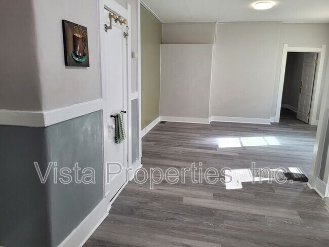 Foto del edificio - 112 Boston Ct