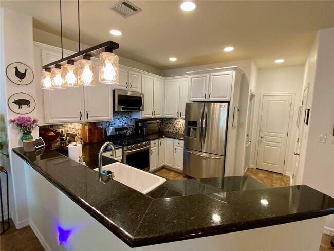 Foto del edificio - 4620 W William Cannon Dr