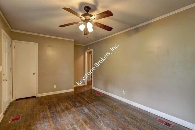 Foto del edificio - 1316 Rock Springs St