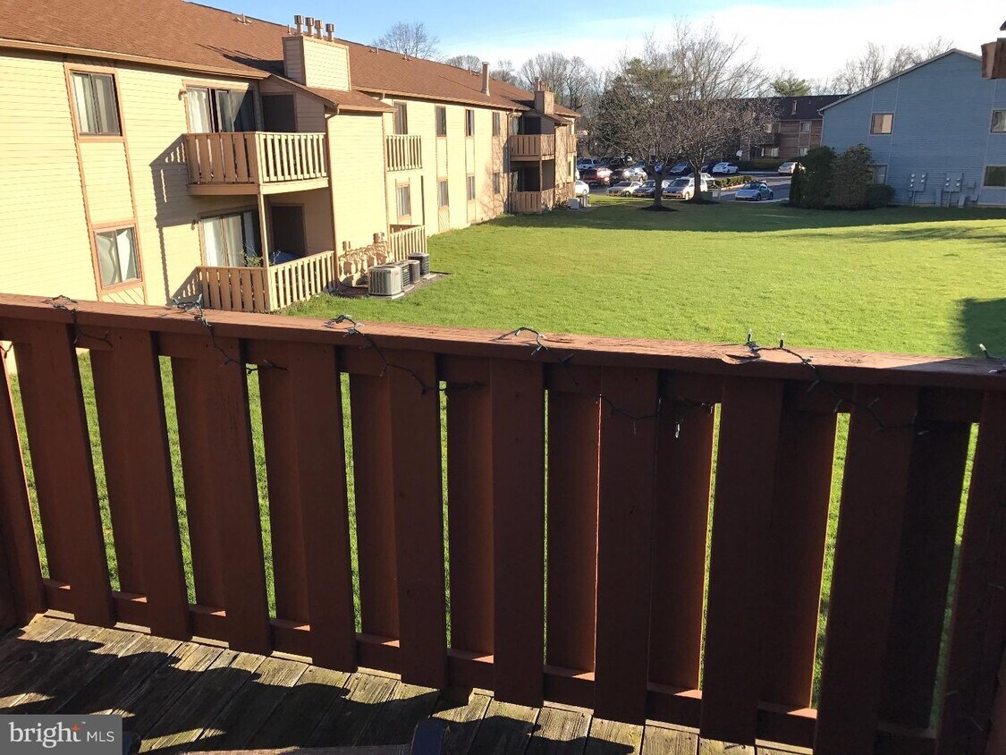 1808 Woodhollow Dr, Evesham, NJ 08053 Room for Rent in Evesham, NJ