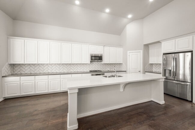 Building Photo - 150 Mayfield Dr