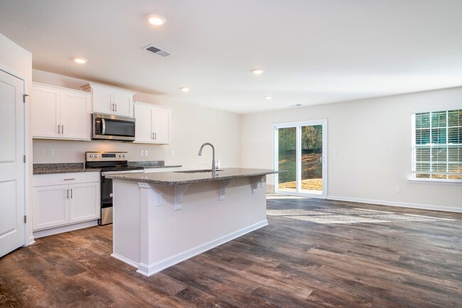 Foto del edificio - 7882 Shallowbrook Dr