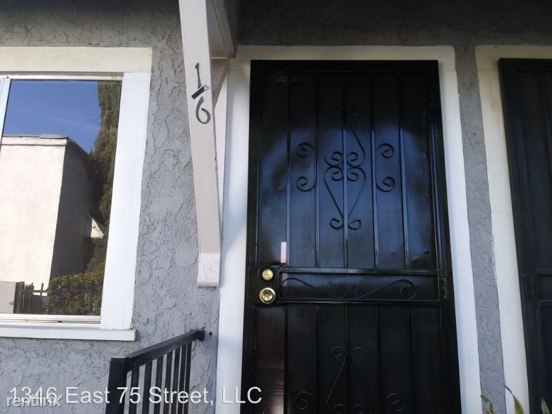 1346 E 75th St Unit 1,, CA 90001, Los Angeles, CA 90001 Condo for