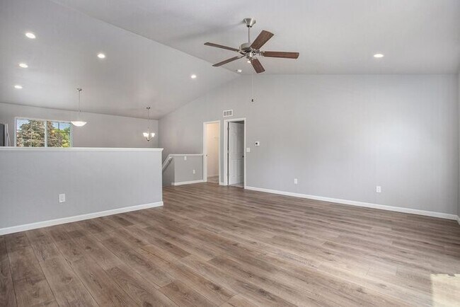 Foto del edificio - 3149 Alder Dr SW