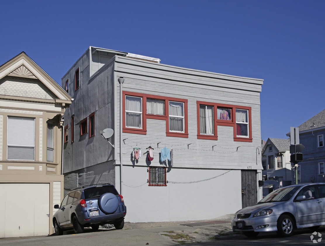 Building Photo - 633 Fallon St