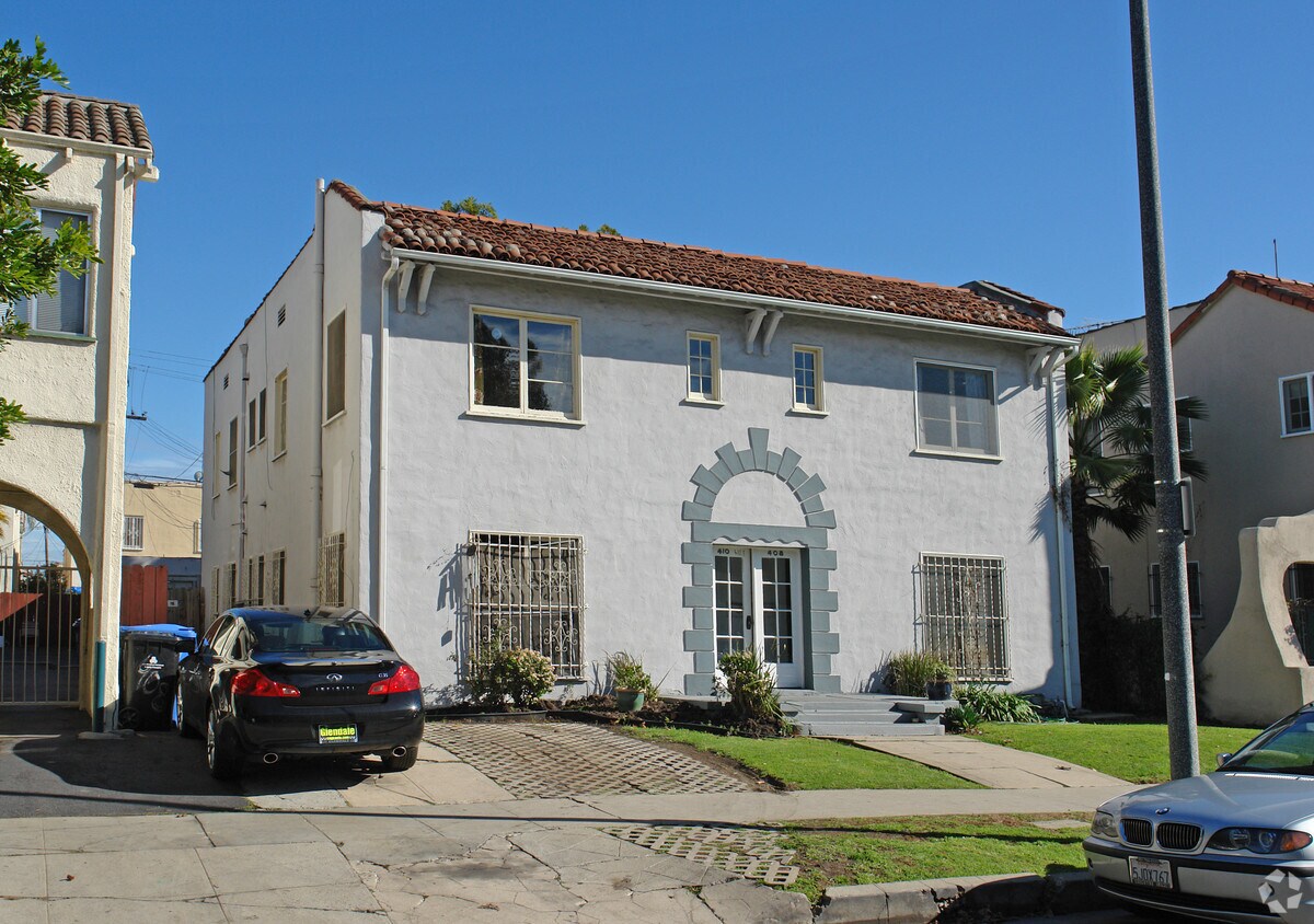 Primary Photo - 408 N Spaulding Ave