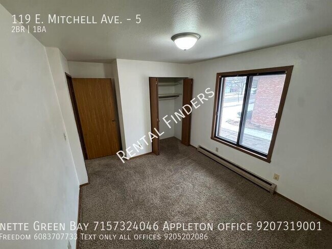 Foto del edificio - 119 E Mitchell Ave