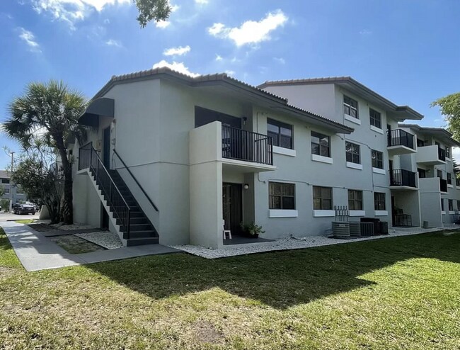 Building Photo - 7230 NW 179th St