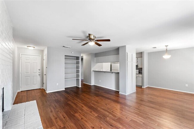 Foto del edificio - 4304 Acropolis Ct