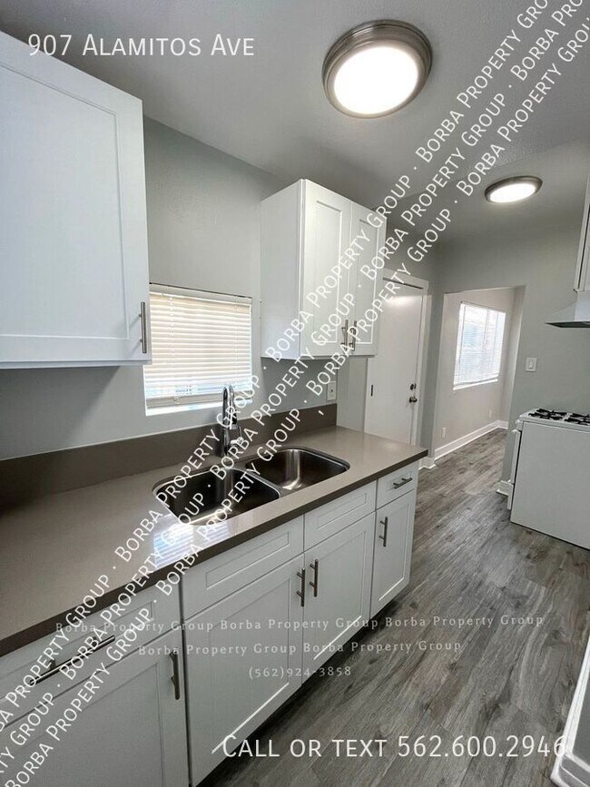Building Photo - ***$1,000 OFF THE 1ST MONTH'S RENT*** FULL...