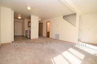 Building Photo - 2431 Wheeler Dr