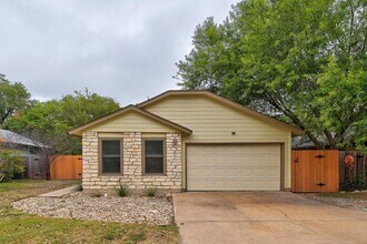 Building Photo - 6002 Baton Rouge Dr