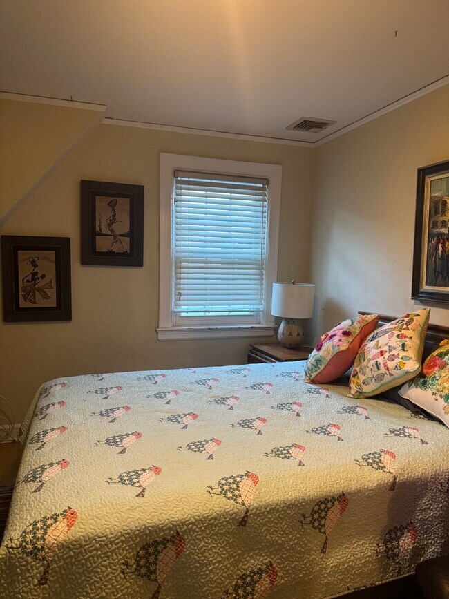 Foto del edificio - 388 Hall Ct