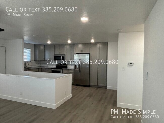 Building Photo - NEWLY updated 4 Bedroom in Quiet cul-de-sac