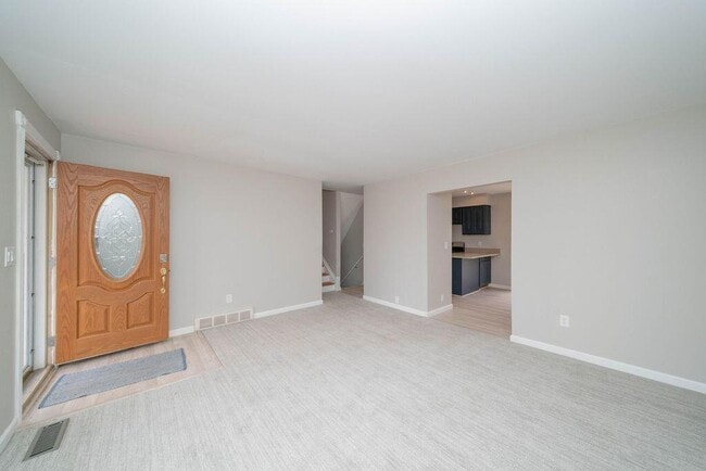 Building Photo - 3212 Lockridge Dr