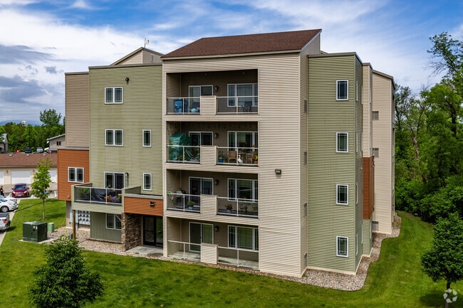 Foto del edificio - Lakewood Terrace-3707