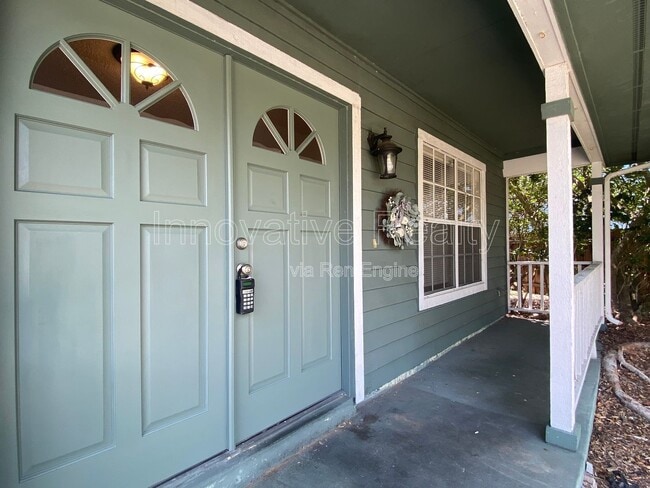 Photo - 12620 Birchbark Ct House