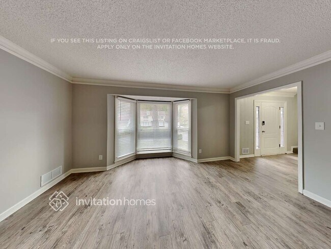Foto del edificio - 1547 Golf Link Dr