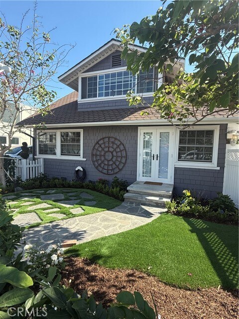 Foto principal - 437 Cypress Dr