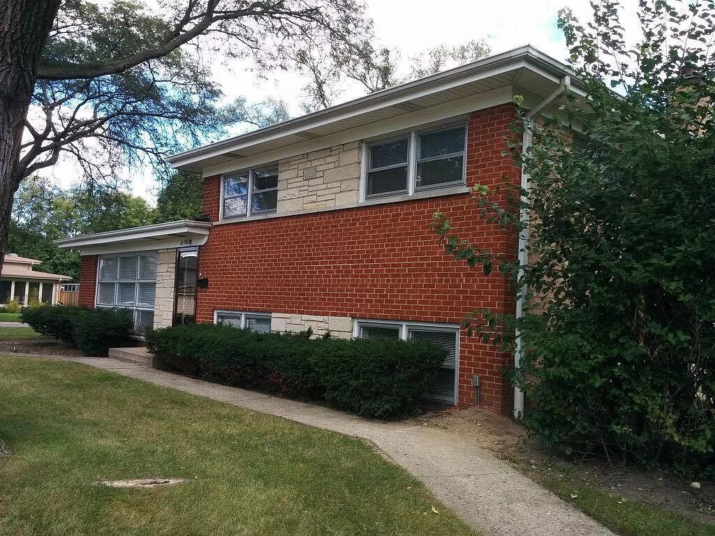 Front Yard - 312 Sunset Dr