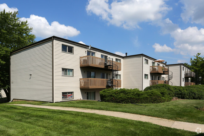 Prairie Pointe - Apartments in Saint Charles, IL | Apartments.com