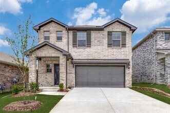 Building Photo - 708 McKenna Dr