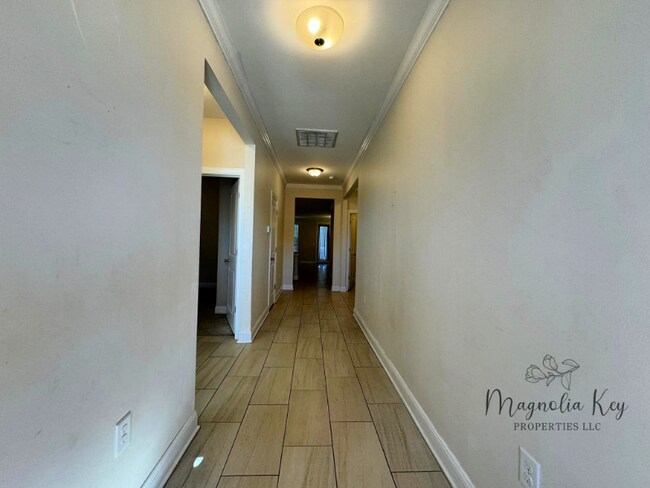 Foto del edificio - 5458 Sunset Lake Ln