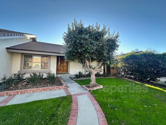 Building Photo - 2738 W Appalachian Ct