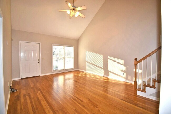 Foto del edificio - 3BR/2BA in heart of Mboro, great fenced in...