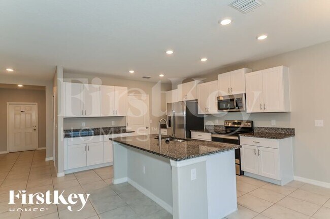 Foto del edificio - 806 Timeless Moss Dr