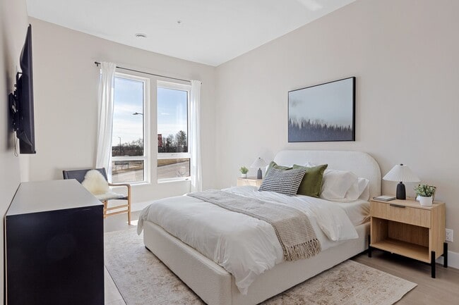 Interior photo - The Woods at 180 Kanata Avenue