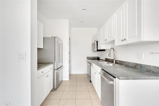 Building Photo - 1750 Coriander Dr
