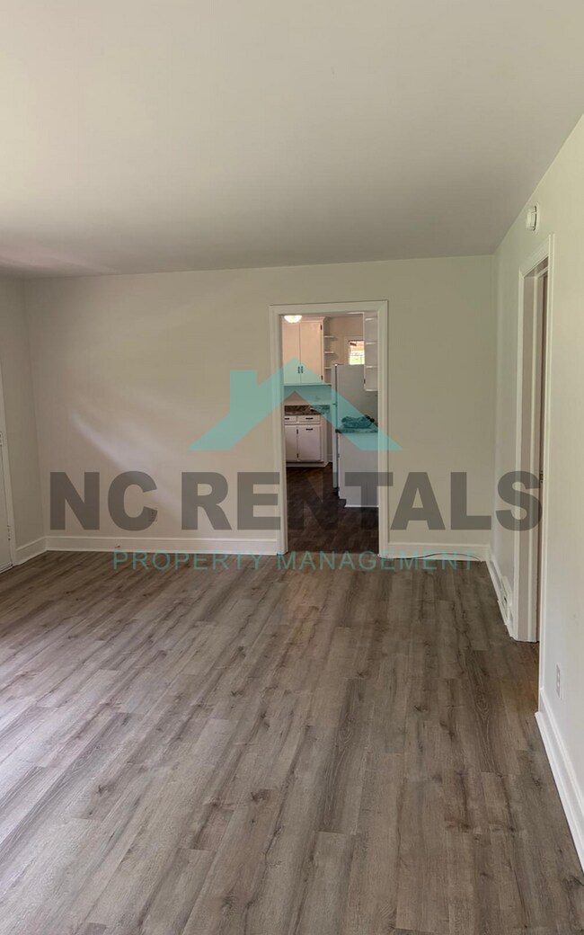 Foto del edificio - 129 Rocky Knoll Cir