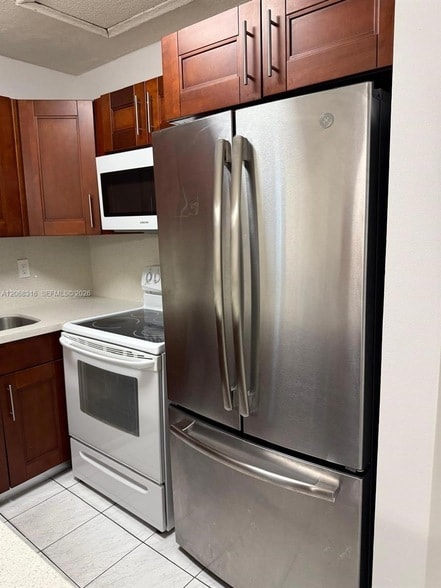 Foto del edificio - 6540 W 26th Dr