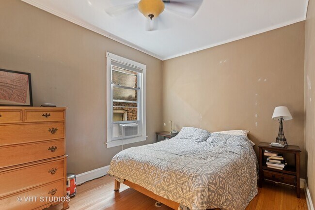 Foto del edificio - 4229 N Leavitt St