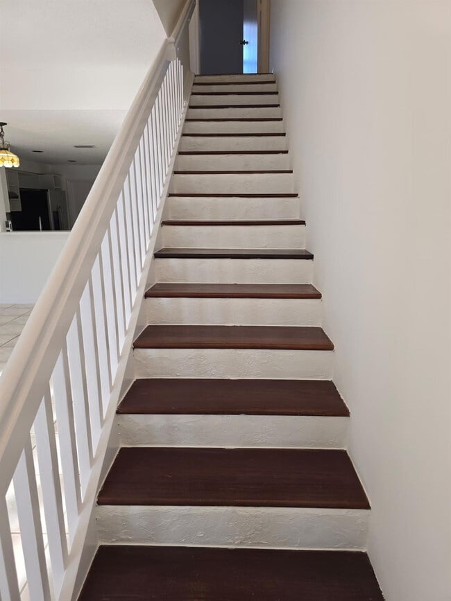 Building Photo - 1285 Presidio Dr