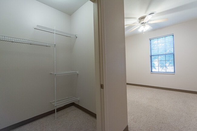Interior Photo - Tenth & College Apartments