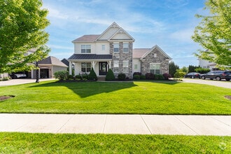 Building Photo - 5717 Ludington Dr