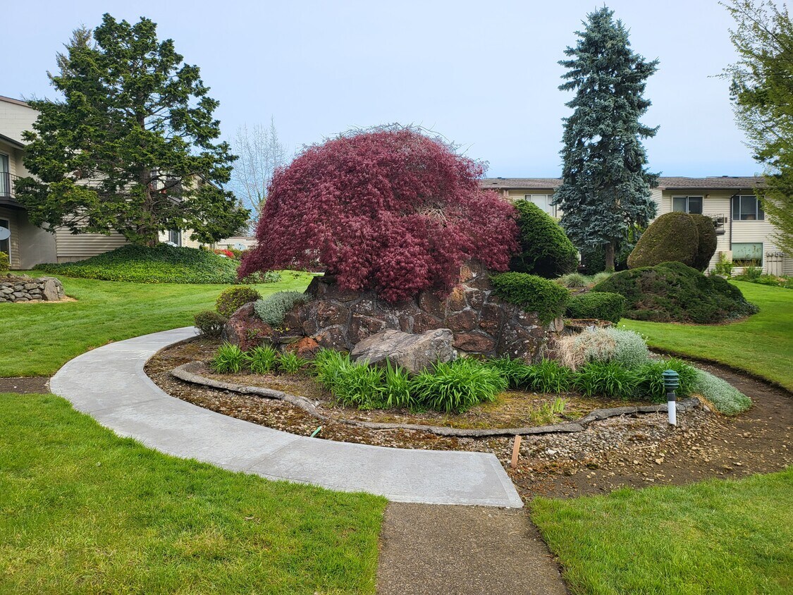 200 SW Florence Ave Unit H16, Gresham, OR 97080 Condo for Rent in