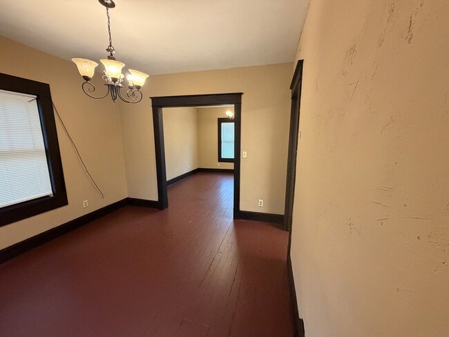 Foto del edificio - 1820 Clarendon Ave