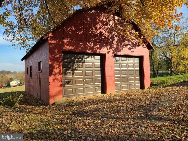 Building Photo - 8230 Lee Hwy